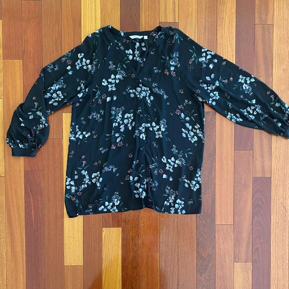 Lightweight Black Floral Blouse - Picture 3 of 5